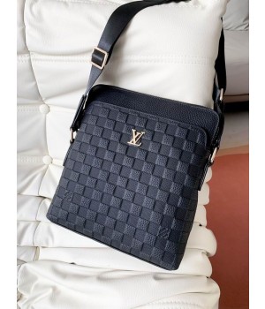Louis Vuitton Bags Men LV Messenger bag 041902 XM