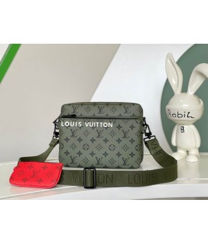 Louis Vuitton Bags Men LV Messenger bag 100701 XM