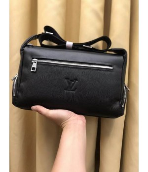 Louis Vuitton Bags Men LV Messenger bag 2014 30X20X7cm XM-2