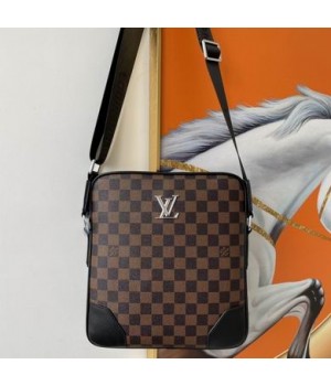 Louis Vuitton Bags Men LV Messenger bag 7073-3 24X27X4.5cm WP