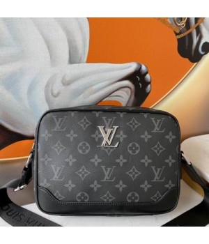 Louis Vuitton Bags Men LV Messenger bag 8537 24X18X7cm XM