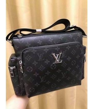 Louis Vuitton Bags Men LV Messenger bag 954-4 30X25X10cm WP 3colour