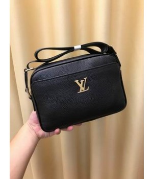 Louis Vuitton Bags Men LV Messenger bag 970-3 27X19X8cm WP