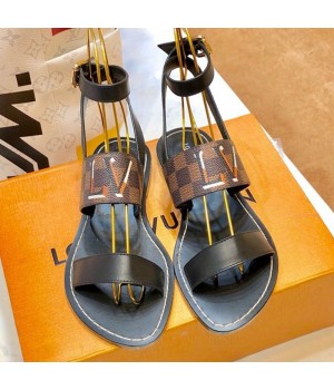 Louis Vuitton Passenger Oversized LV Flat Sandals in Damier Canvas and Black Patent Leather 2019 (1054-9062847 )