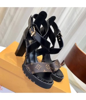 Lousi Vuitton Star Trail Sandal in Monogram Canvas & Patent Leather 2018 (GD1054-8011801 )