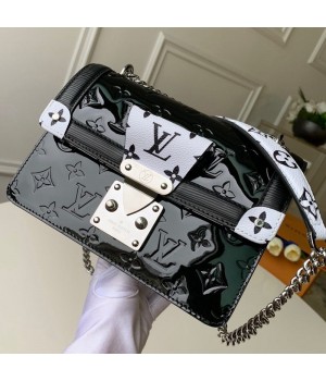 Louis Vuitton LV Wynwood Shoulder Bag in Black Vernis Leather M90445 2019 (KD-9041832 )