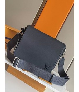 Louis Vuitton Bags Men LV Messenger bag M21363 30.5X24X10cm WP