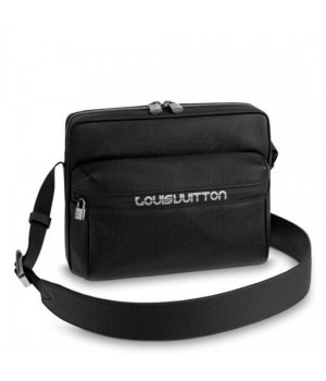 Louis Vuitton Messenger PM Bag Taiga Leather M31003
