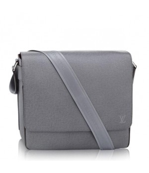 Louis Vuitton Roman MM Bag Taiga Leather M32623