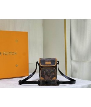 Louis Vuitton Bags Men LV Messenger bag M40357 13X18X8cm XM