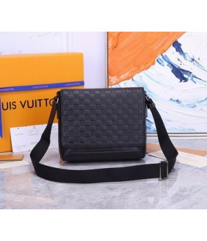 Louis Vuitton Bags Men LV Messenger bag M41034 25X22X7cm XM