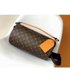 Louis Vuitton Bags Men LV Messenger bag M46691 33X17X17cm WP