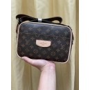 Louis Vuitton Bags Men LV Messenger bag 9017-3 26X18X7cm WP