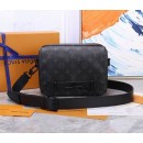 Louis Vuitton Bags Men LV Messenger bag M45585 23.5X17X6cm WP