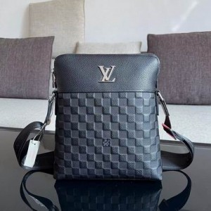Louis Vuitton Bags Men LV Messenger bag 28051-2 24X28X6cm WP
