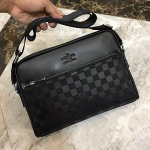 Louis Vuitton Bags Men LV Messenger bag 325-4 25X28X5cm XM