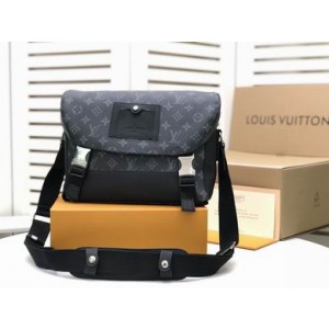 Louis Vuitton Bags Men LV Messenger bag 40510 32X23X9cm XM