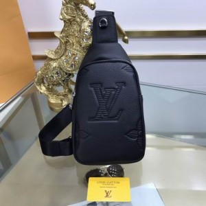 Louis Vuitton Bags Men LV Sling Bags Chest pack 66121-3 15X26X7cm WP