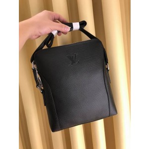 Louis Vuitton Bags Men LV Messenger bag 9024-4 25X28X5cm WP 2colour
