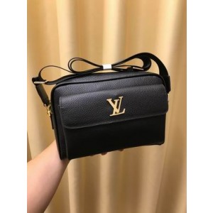 Louis Vuitton Bags Men LV Messenger bag 973-3 26X18X7cm XM
