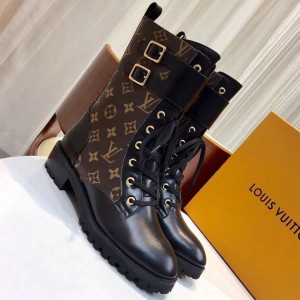 Louis Vuitton Monogram Canvas/Clafskin Short Boot 2018 (GD1054-8121529 )