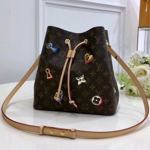 Louis Vuitton Monogram Canvas Love Lock NﾨﾦoNoﾨﾦ Bag M44369 2019 (F-9010925 )