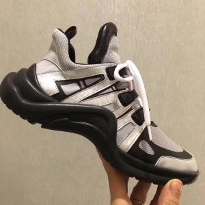 Louis Vuitton Sci-fi Sneakers White/Black 2018 (GD1038-8011311 )