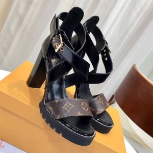Lousi Vuitton Star Trail Sandal in Monogram Canvas & Patent Leather 2018 (GD1054-8011801 )