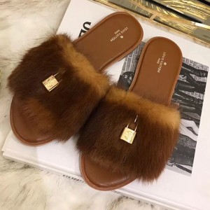 Louis Vuitton LOCK IT Mink Flat Mule Brown 2018 (BKL-8052521 )
