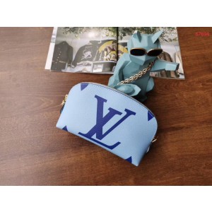 Louis vuitton POCHETTE COSME XL M67694 light blue