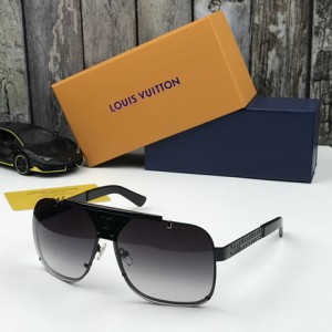 Replica High Quality 1:1 copied Louis Vuitton Sunglasses 1042