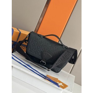 Louis Vuitton Bags Men LV Messenger bag M46685 34X19X11cm XM