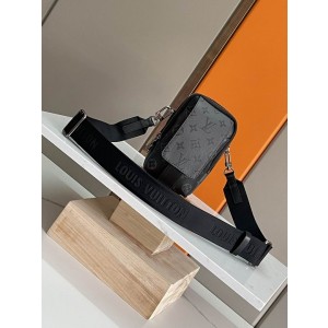 Louis Vuitton Bags Men LV Messenger bag M81321 11X18X8cm XM