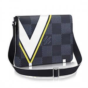 Louis Vuitton N44004 District MM Messenger Bag Damier Cobalt Canvas